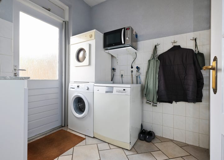 Photo 9 of Langeweide 104