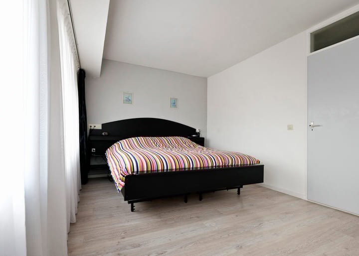 Photo 15 of Langeweide 104