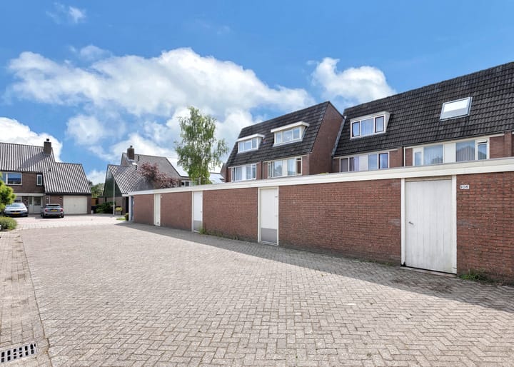 Photo 30 of Langeweide 104