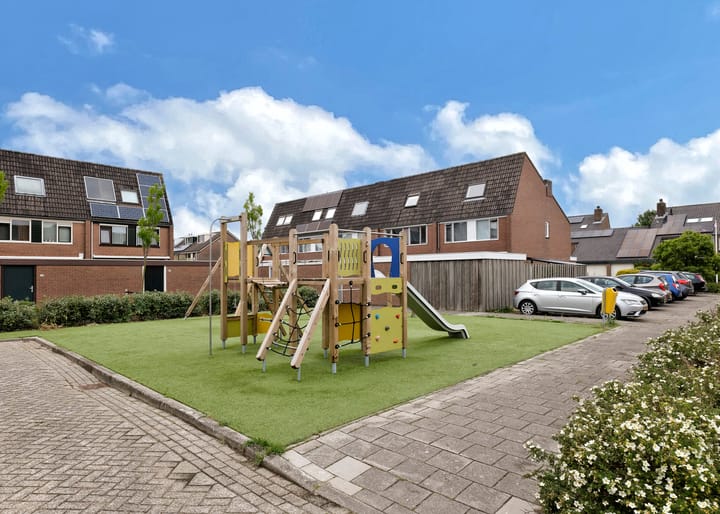 Photo 33 of Langeweide 104