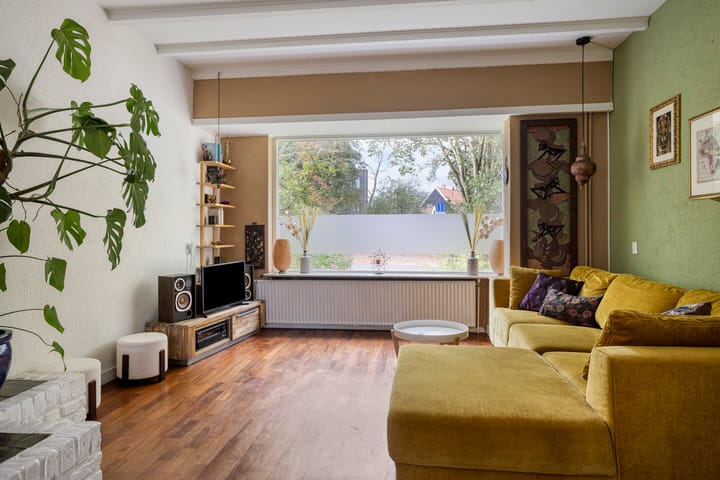 Photo 9 of Bruggertstraat 317