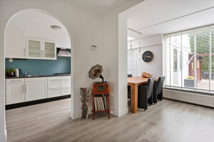 Photo 4 of Eksterstraat 23