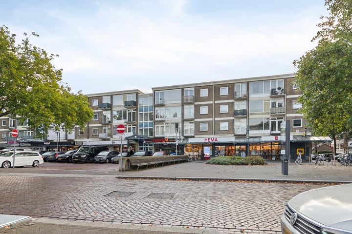 Foto 29 van Adelaarslaan 233