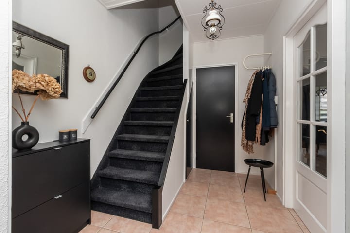 Foto 3 van Rozenhof 17