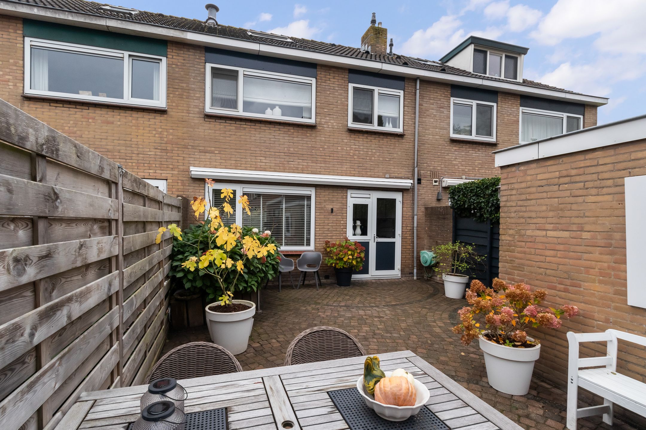 Foto 21 van Rozenhof 17