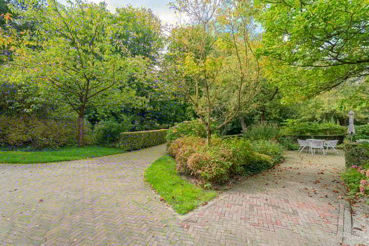 Photo 32 of Provinciënlaan 3-B33