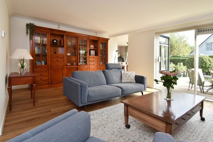 Photo 11 of Rosa Manuslaan 25