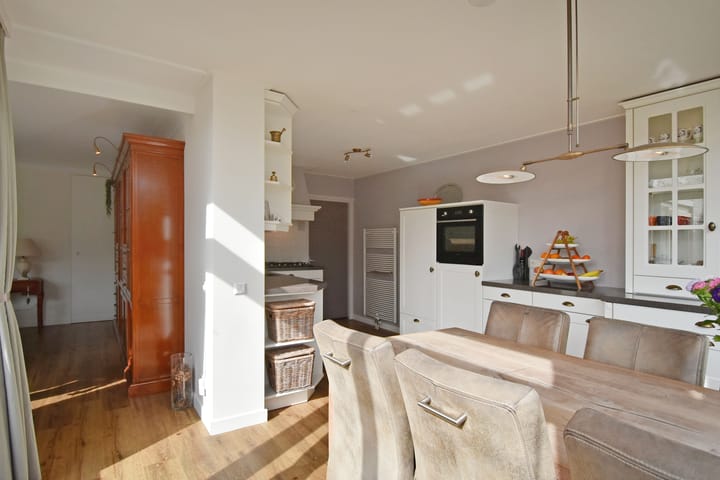 Photo 14 of Rosa Manuslaan 25