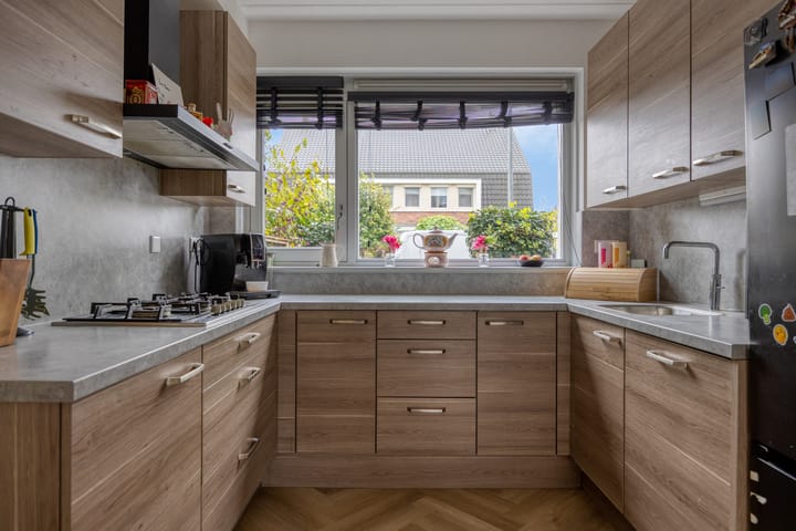 Foto 6 van Tulpappel 25