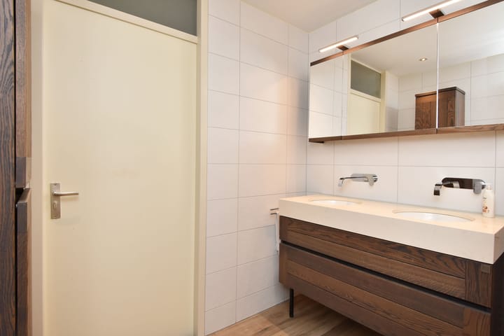 Photo 30 of Rosa Manuslaan 25