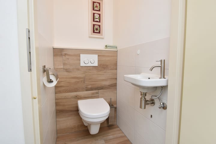 Photo 31 of Rosa Manuslaan 25