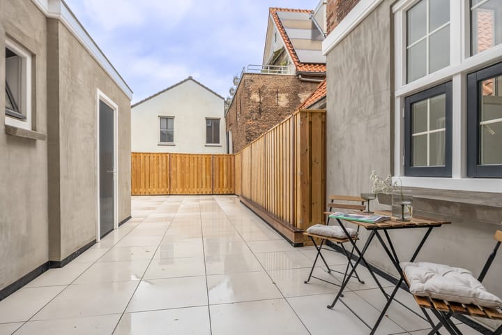 Photo 14 of Westwagenstraat 26-A