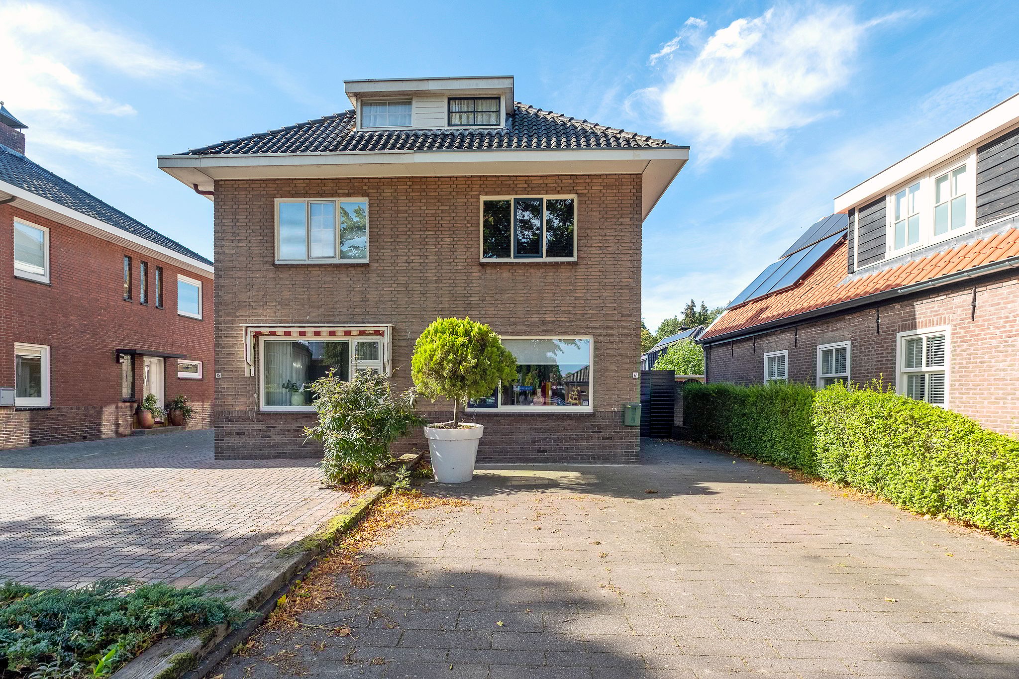 Foto 63 van Meerstraat 17