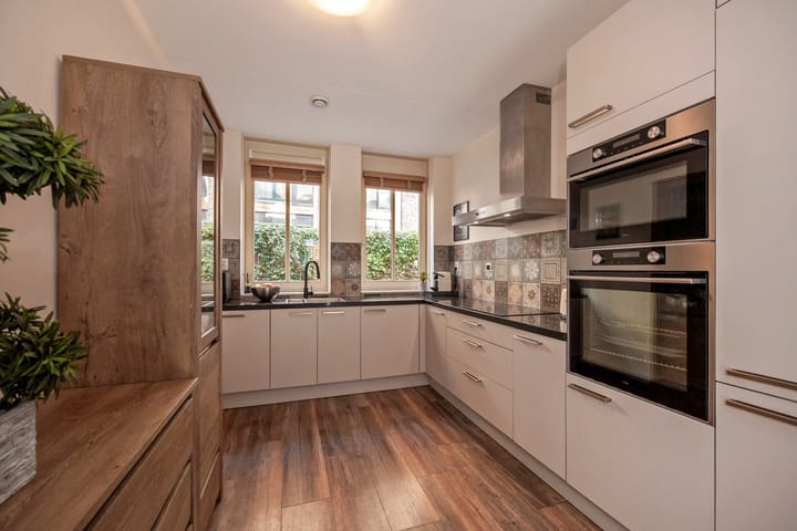 Foto 21 van Rhijnesteinstraat 16