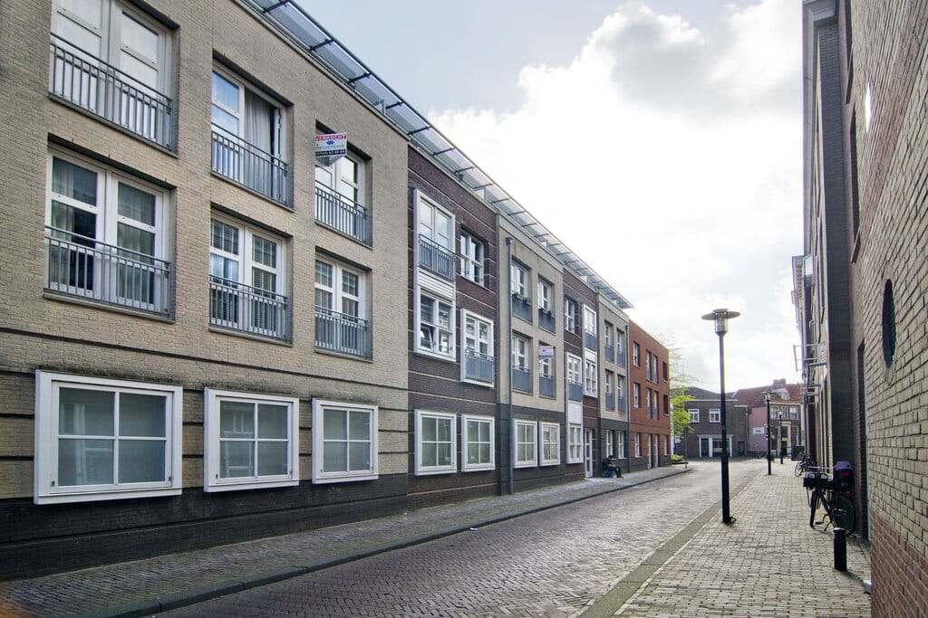 Foto 19 van Damstraat 38