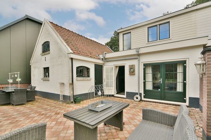 Photo 25 of Kruisweg 1595