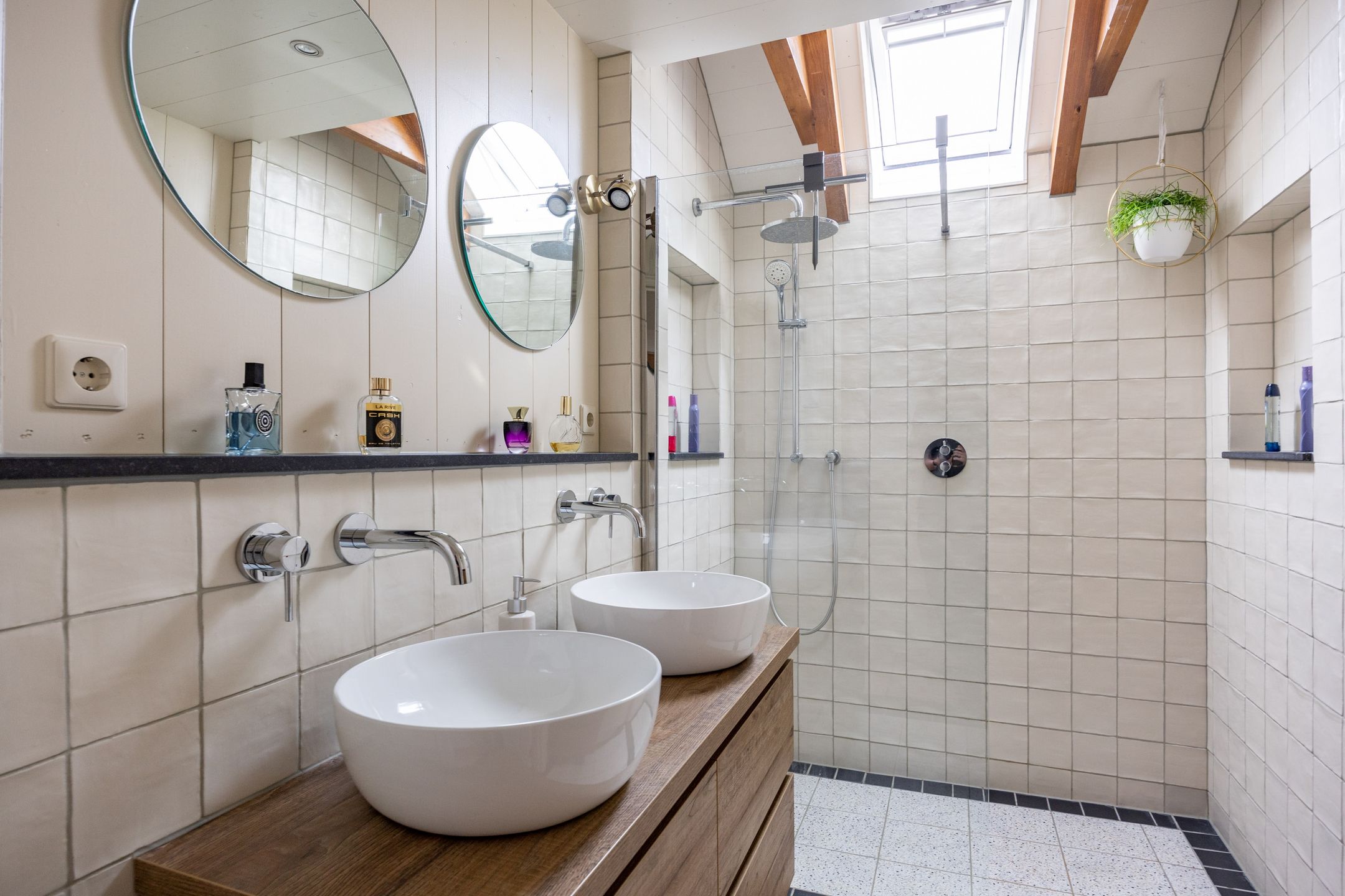 Foto 30 van Hoofdweg 6