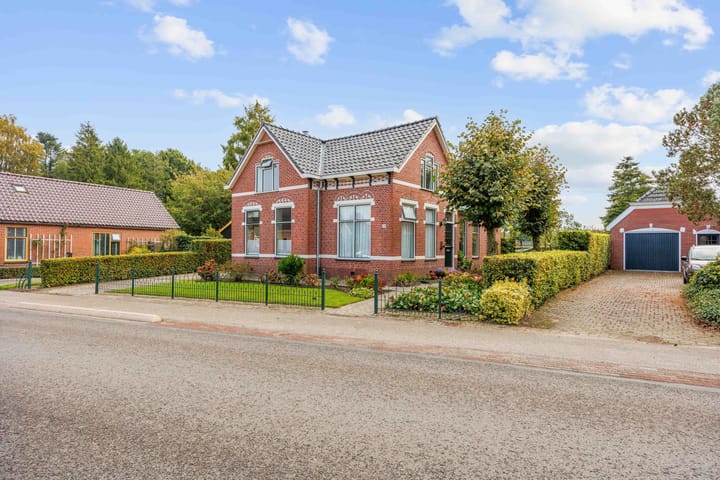 Foto 1 van Hoofdweg 11