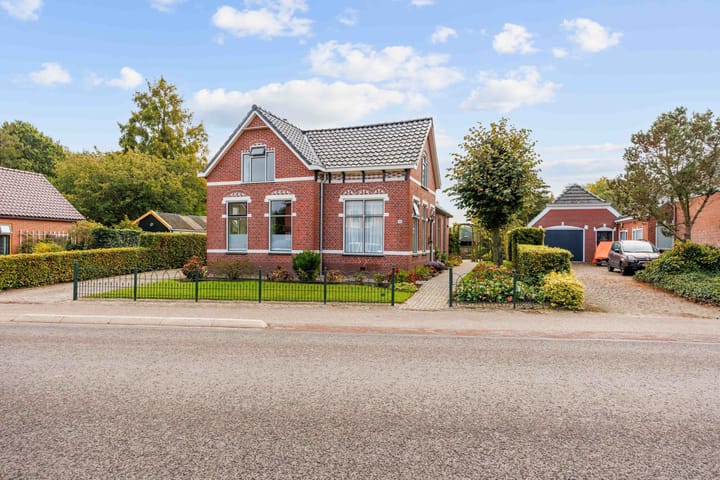 Foto 2 van Hoofdweg 11