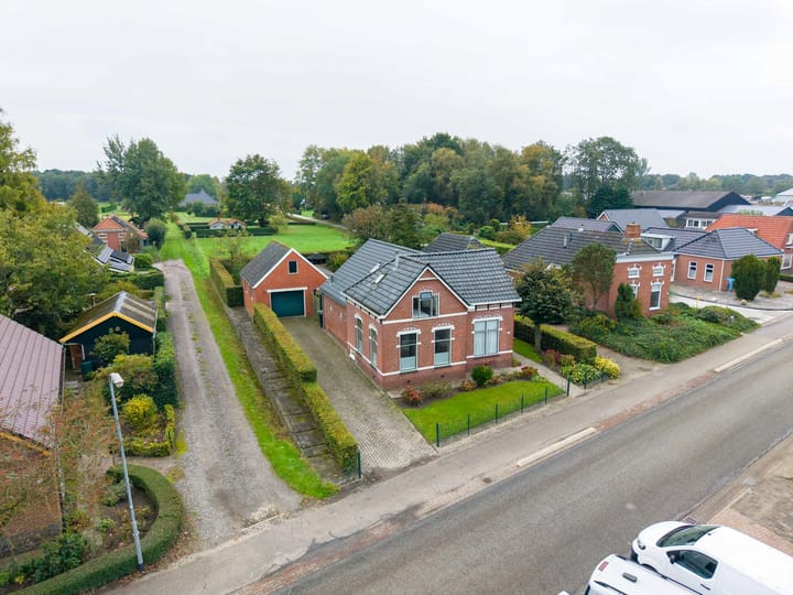 Foto 18 van Hoofdweg 11