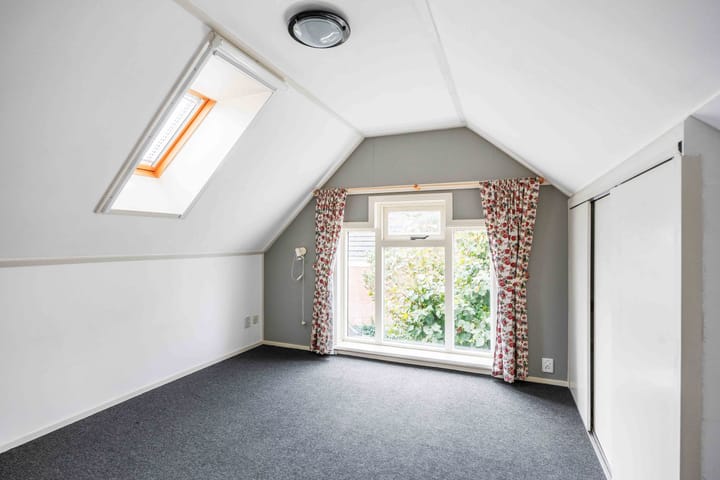 Foto 60 van Hoofdweg 11