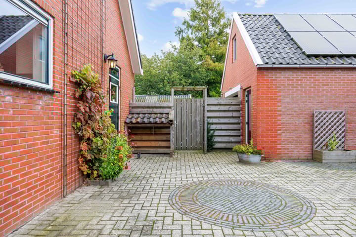 Foto 65 van Hoofdweg 11