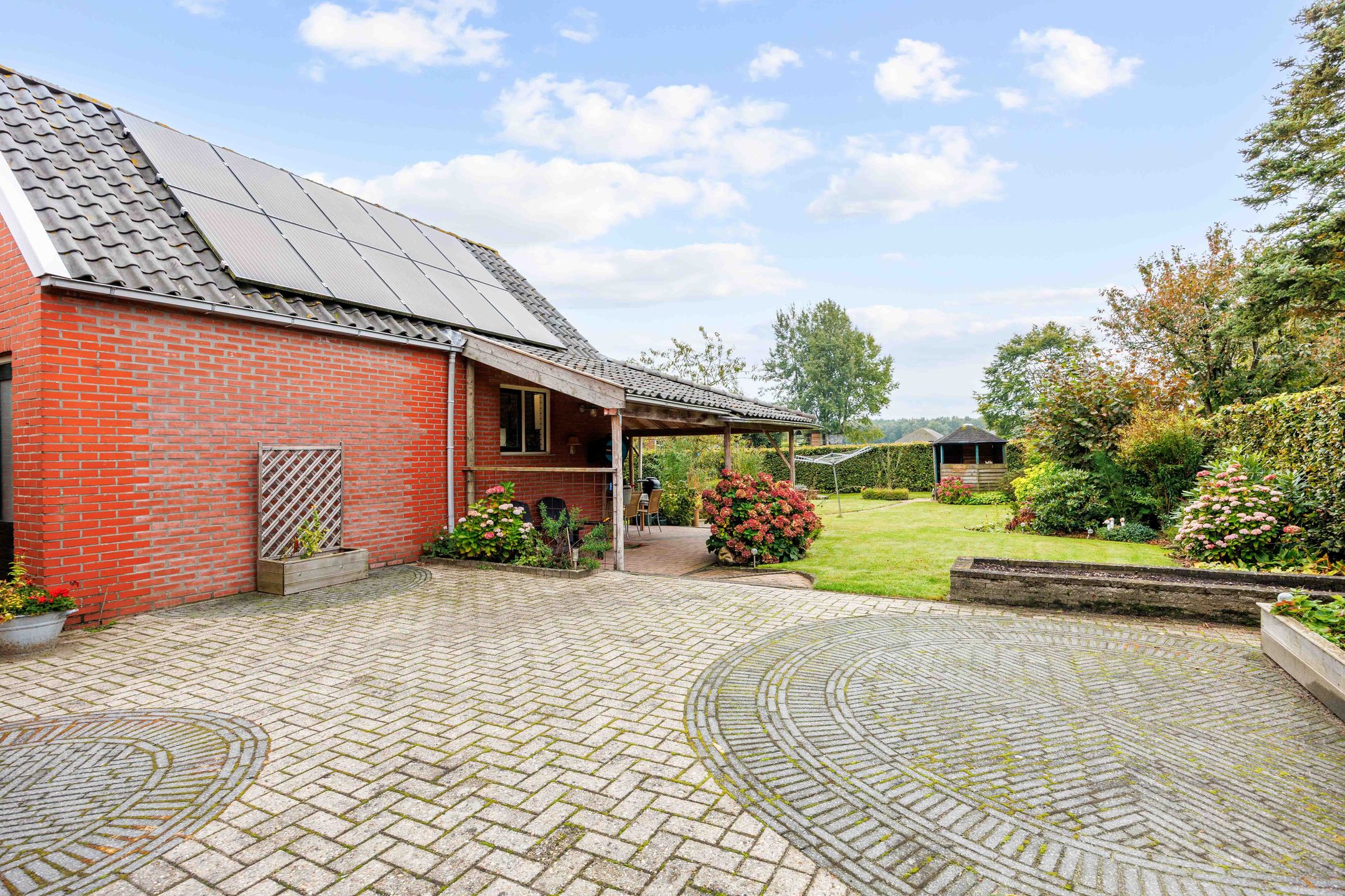 Foto 66 van Hoofdweg 11