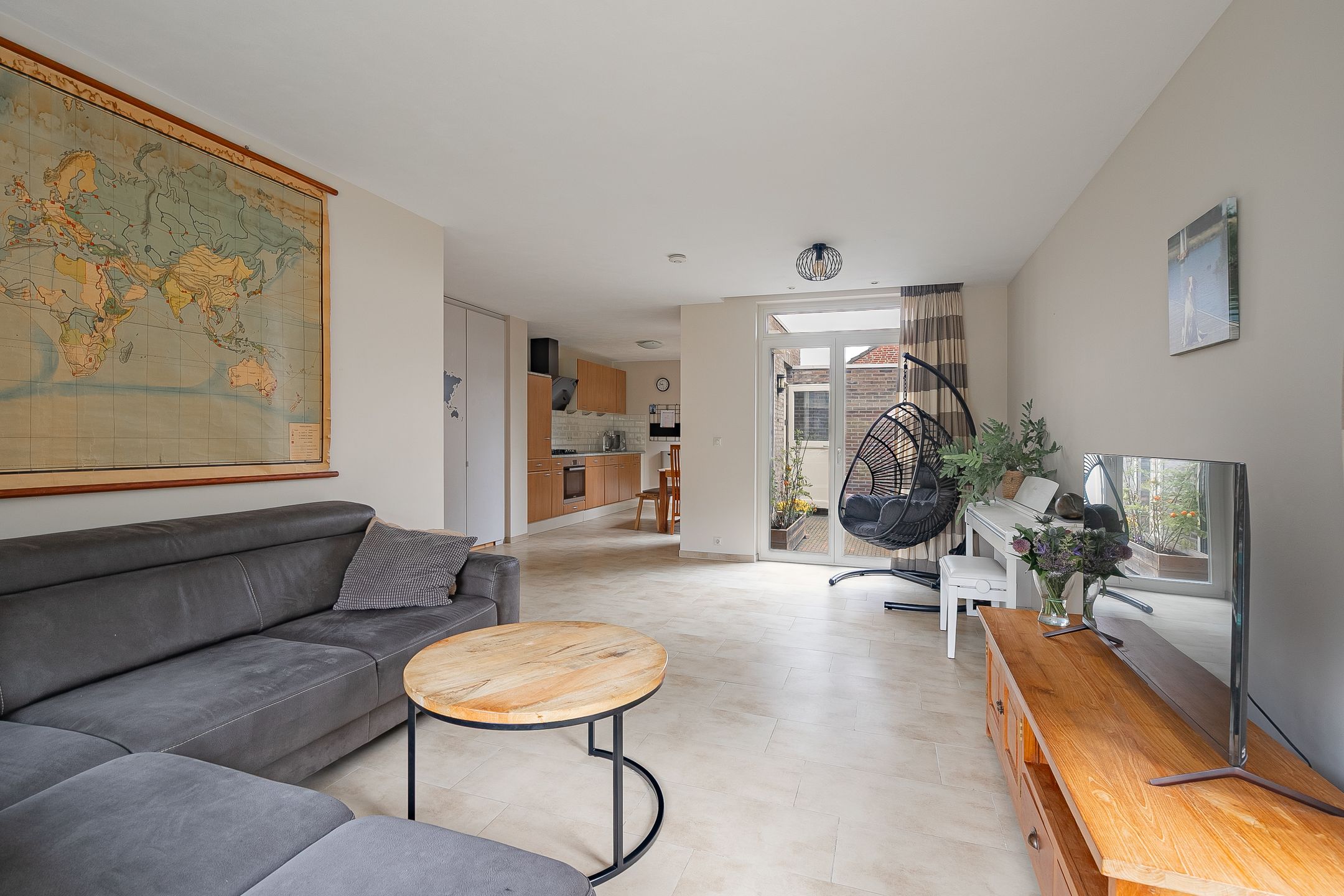 Foto 6 van Bergplein 41