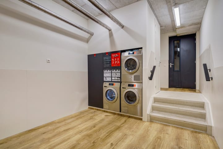 Foto 4 van Bijlmerplein 858-C4