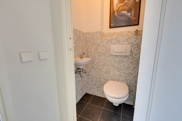 Foto 15 van Mr. G. Groen van Prinstererlaan 69