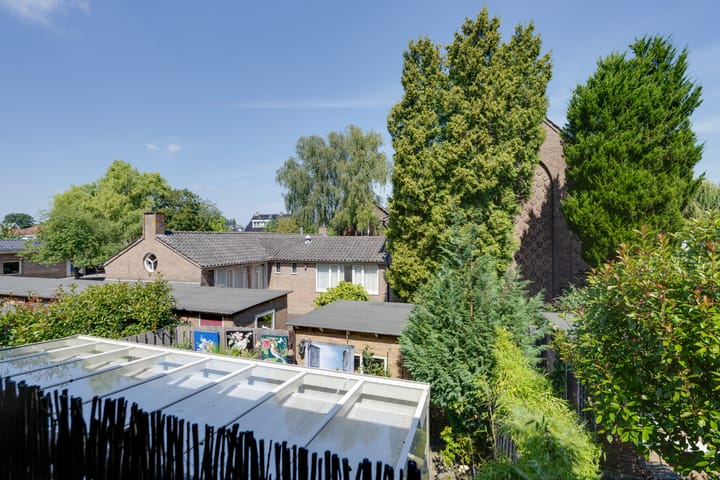 Foto 24 van Mr. G. Groen van Prinstererlaan 69