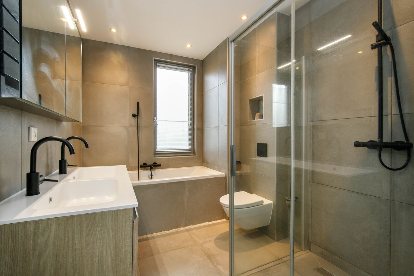 Foto 5 van Max Heymansstraat 14