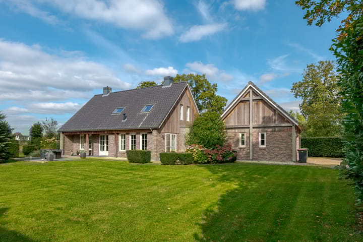 Photo 2 of Molenwijk 3-A