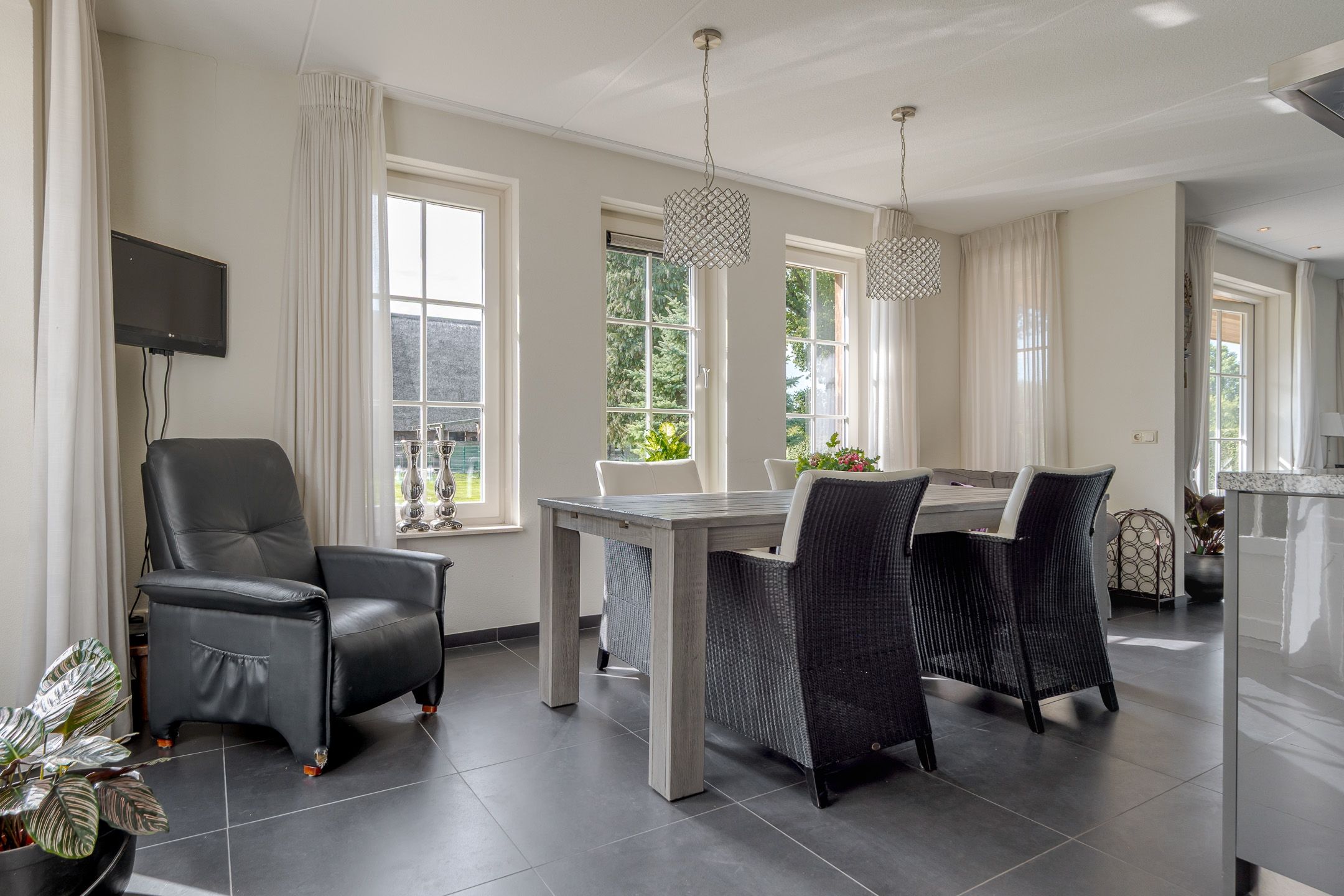 Photo 24 of Molenwijk 3-A