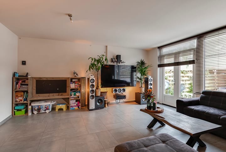 Foto 11 van Akelei 48