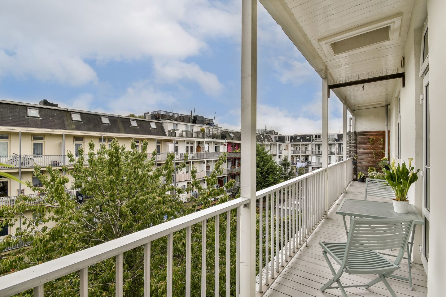 Photo 10 of Bentinckstraat 89-3