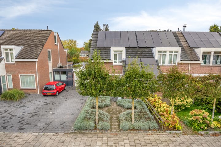 Photo 61 of Amerlaan 16