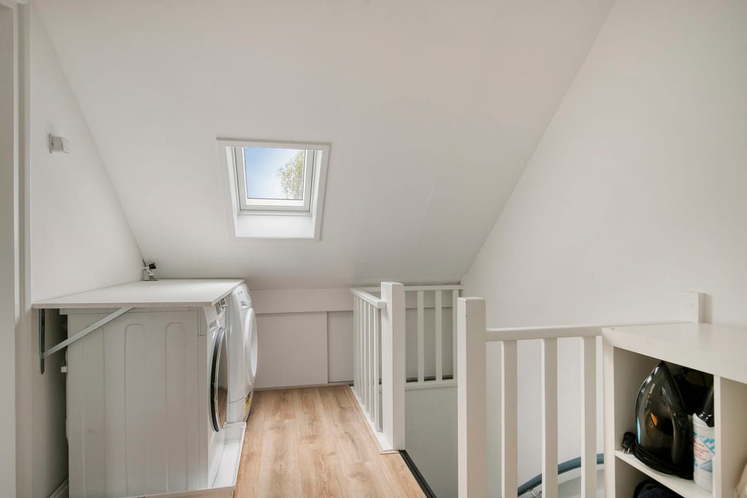 Photo 16 of Iepenstraat 27