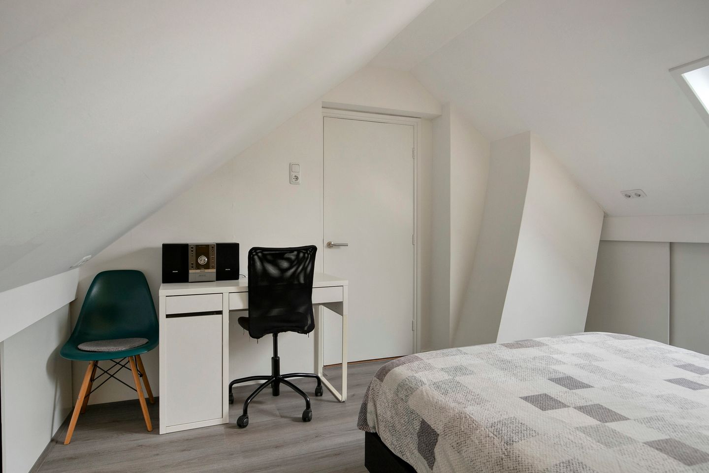 Photo 20 of Iepenstraat 27