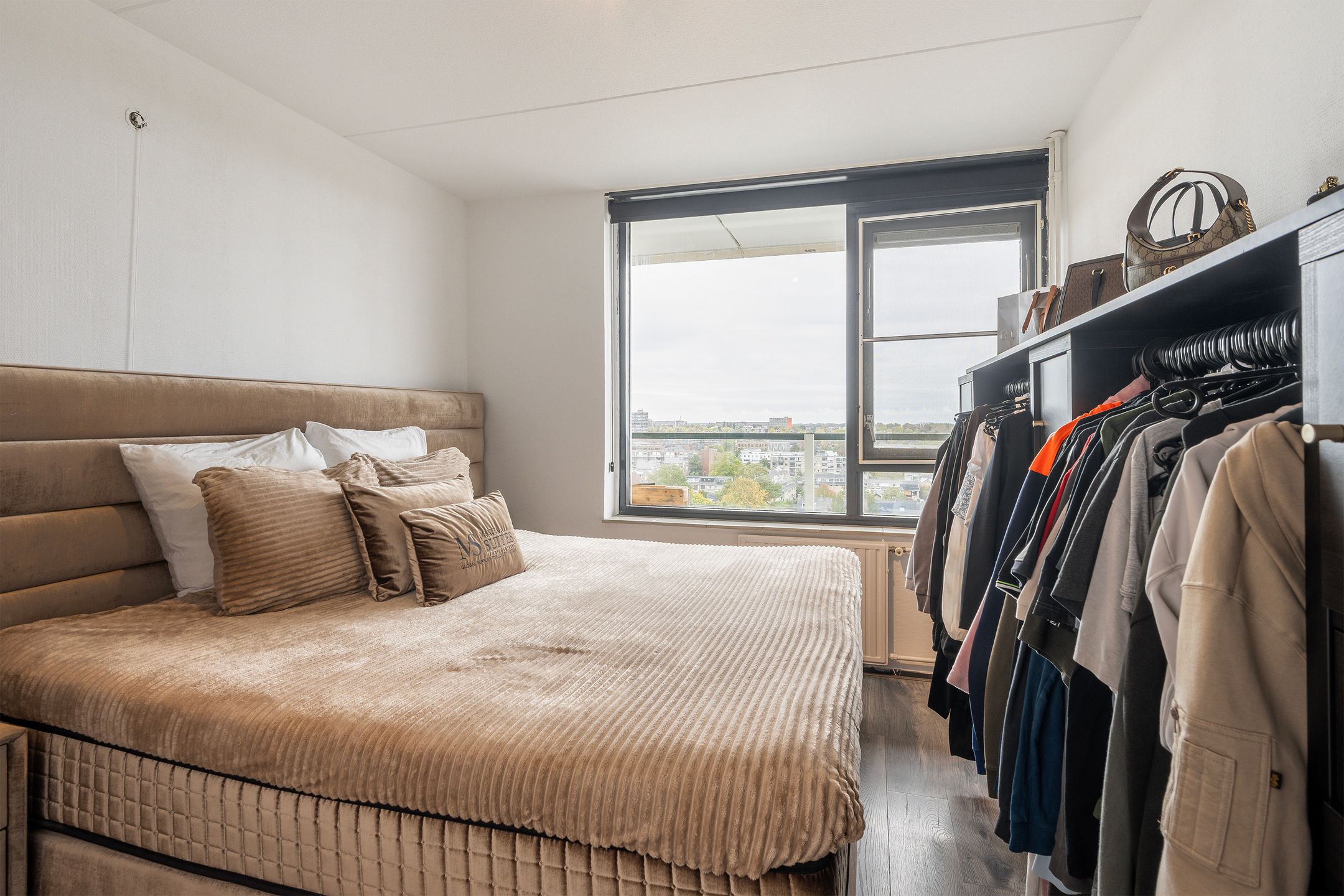 Foto 12 van Adriaen Brouwerstraat 130