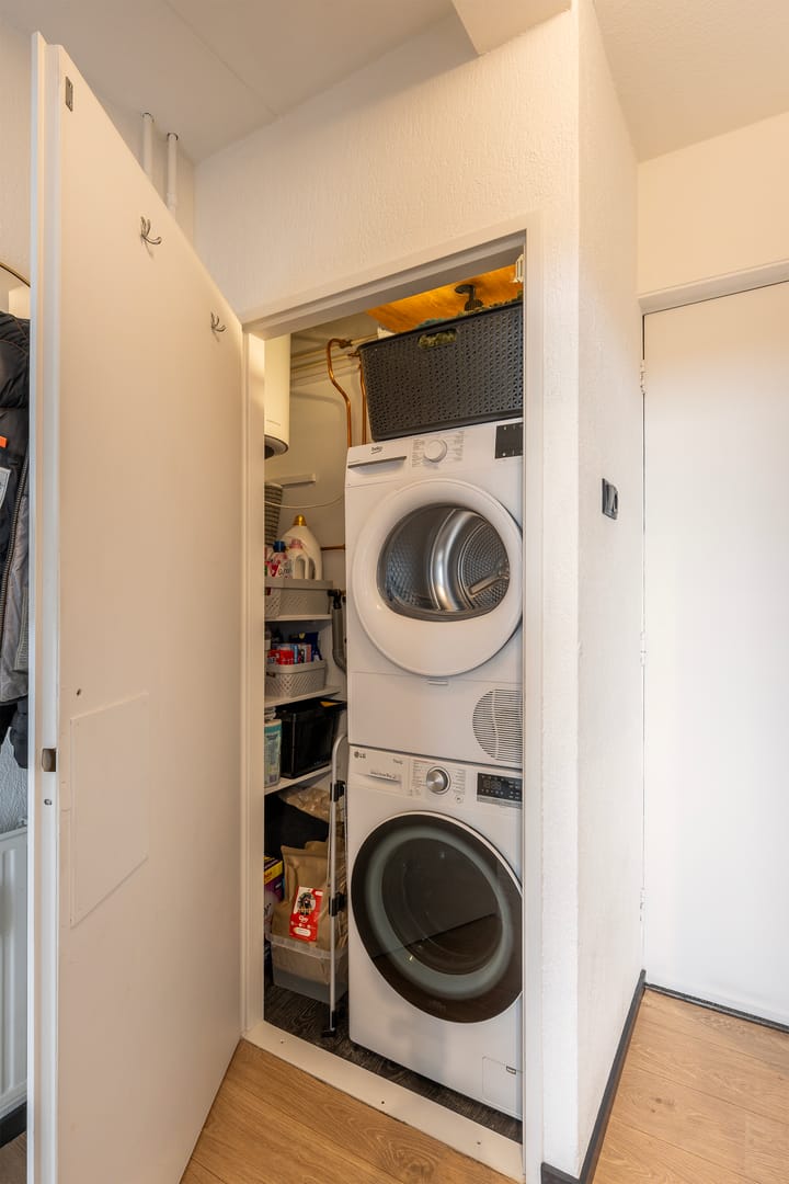 Foto 17 van Adriaen Brouwerstraat 130