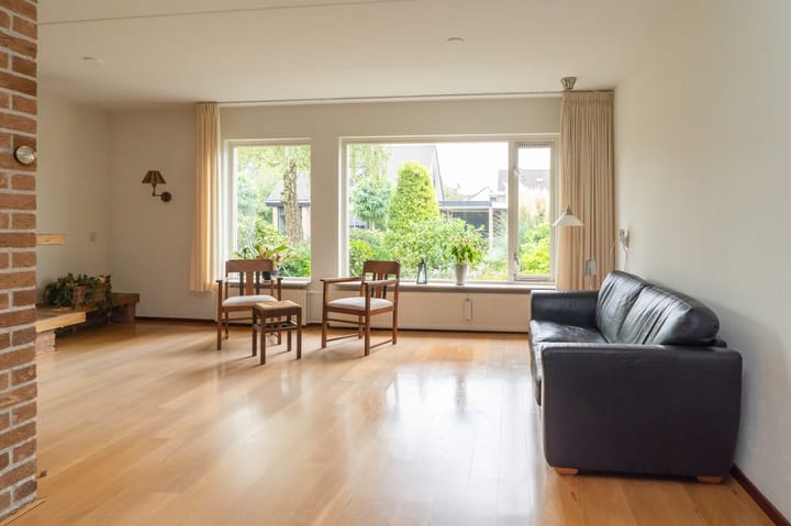 Foto 4 van Hertespoor 11