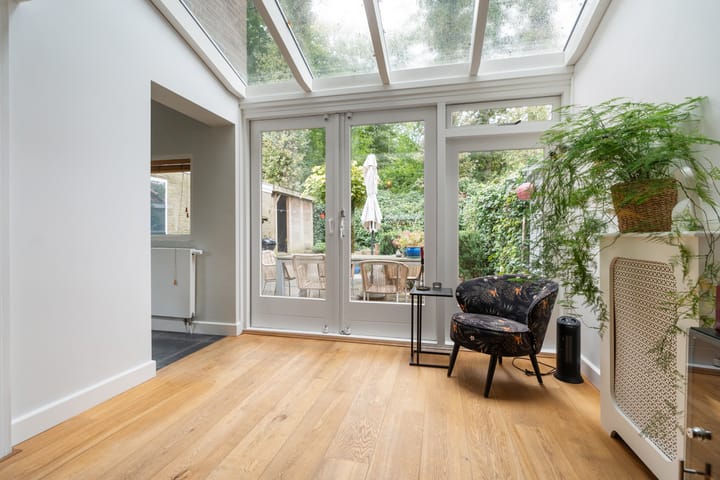 Photo 13 of Roemer Visscherstraat 3