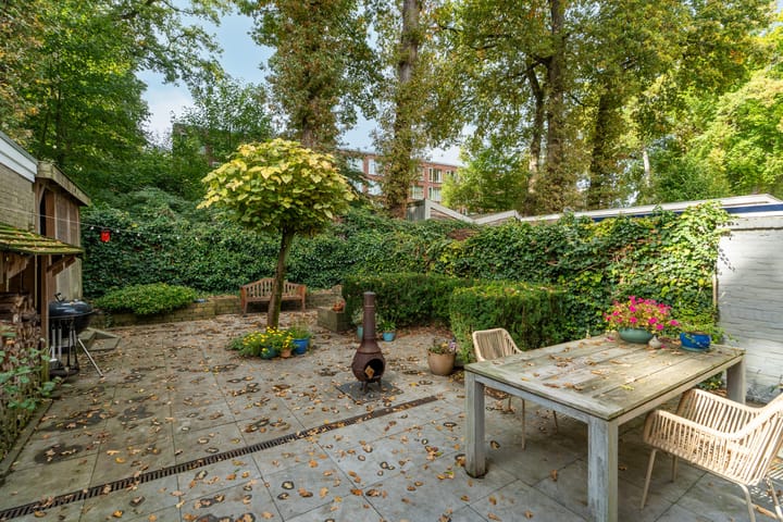 Photo 40 of Roemer Visscherstraat 3