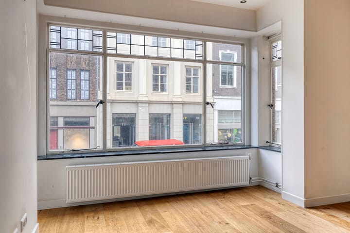 Photo 14 of Breestraat 89-A