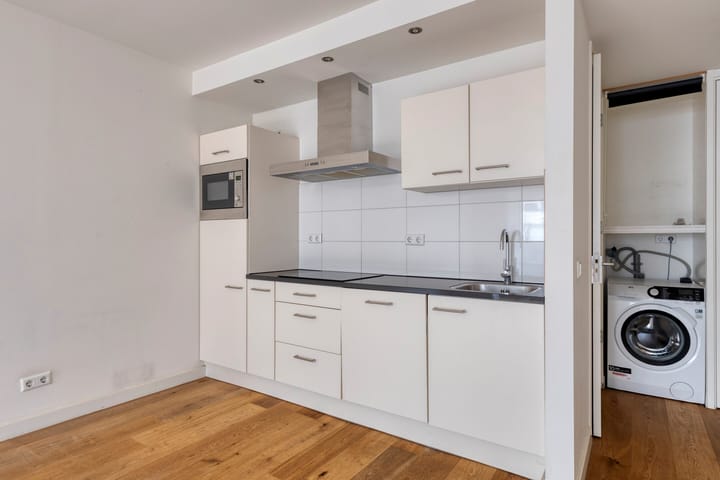 Photo 16 of Breestraat 89-A