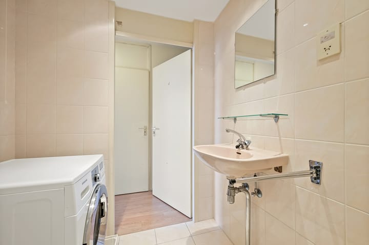 Foto 31 van Gevers Deynootplein 181