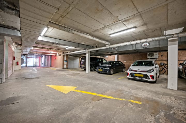 Foto 43 van Gevers Deynootplein 181