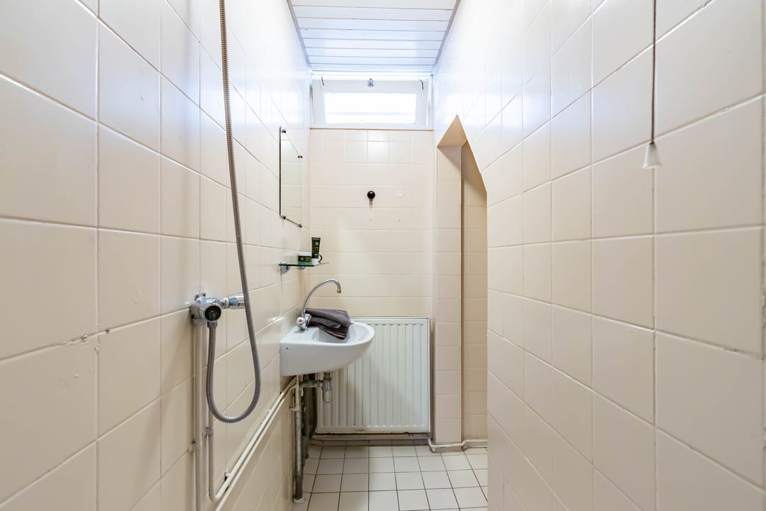 Photo 23 of Witte de Withstraat 12-A