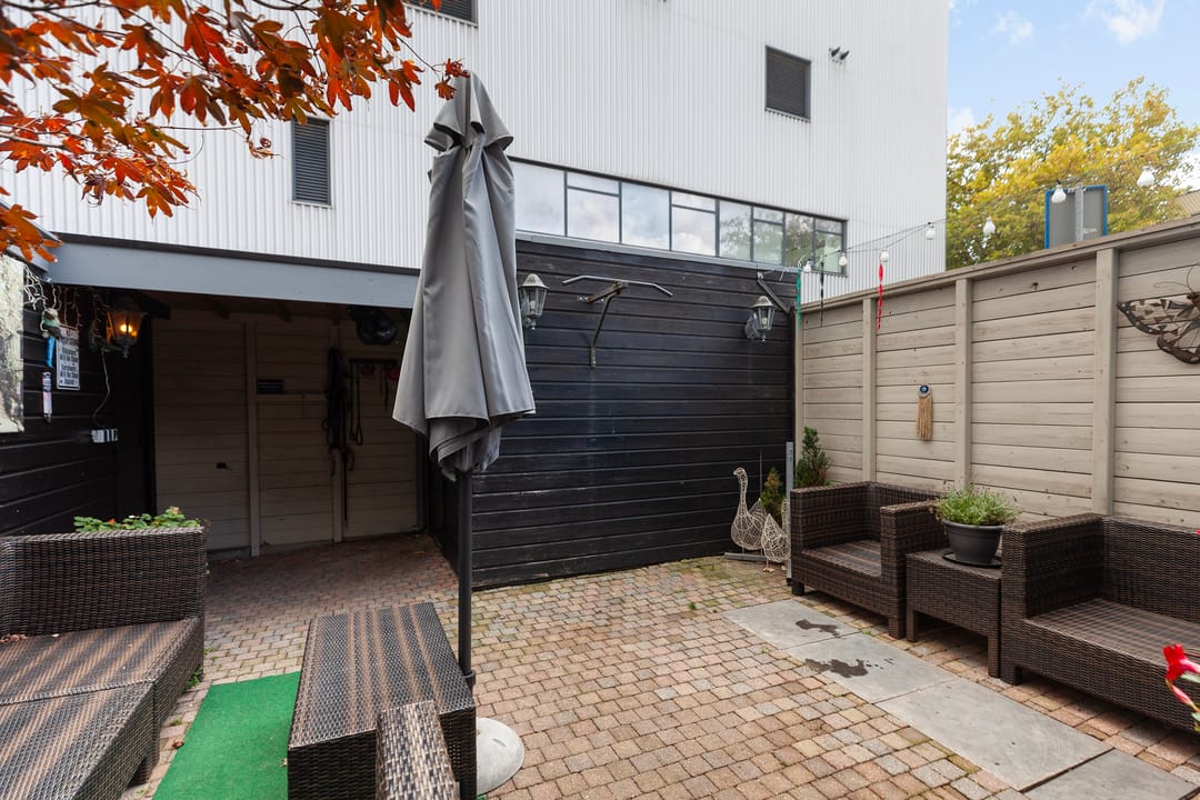 Foto 17 van van Riebeeckstraat 69